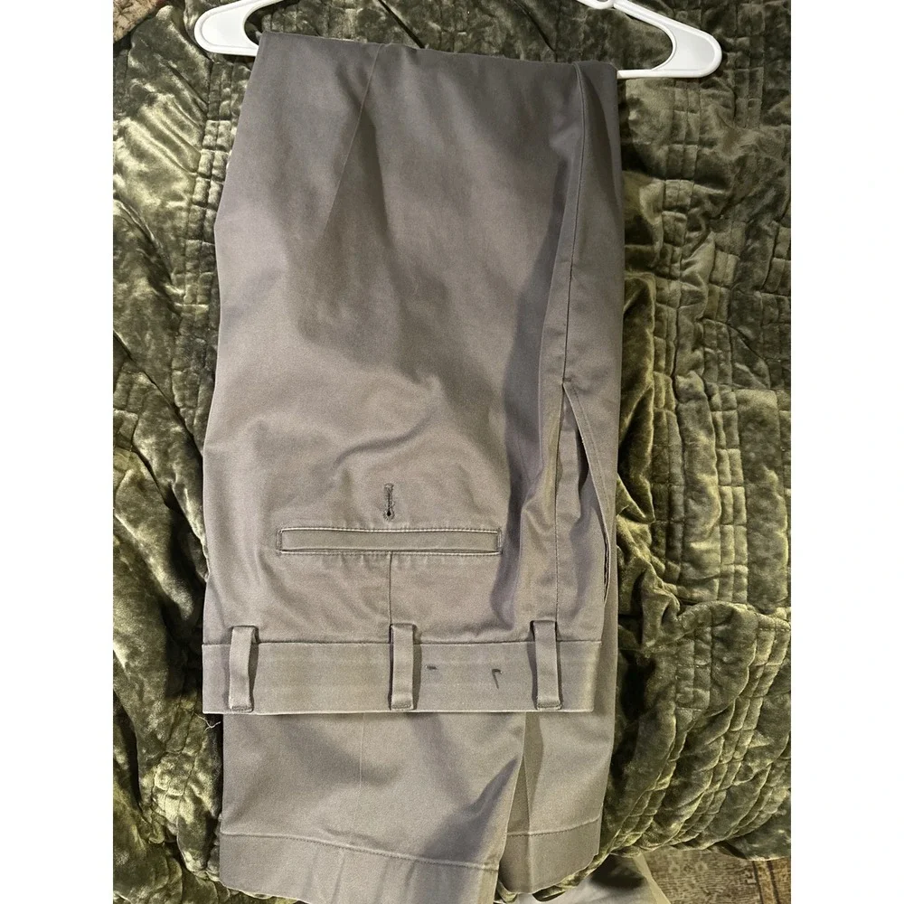 Brooks Brothers Milano Advantage Chino Pants Mens 36x32 Gray Stretch Lightweight